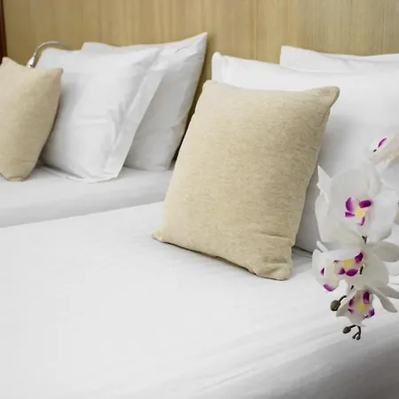 Hotel City5 & By Lsa Skopje