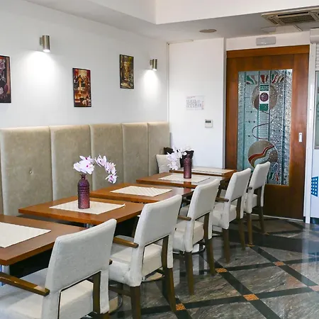 City5 & By Lsa - Free Parking Hotel