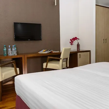City5 & By Lsa - Free Parking Hotel