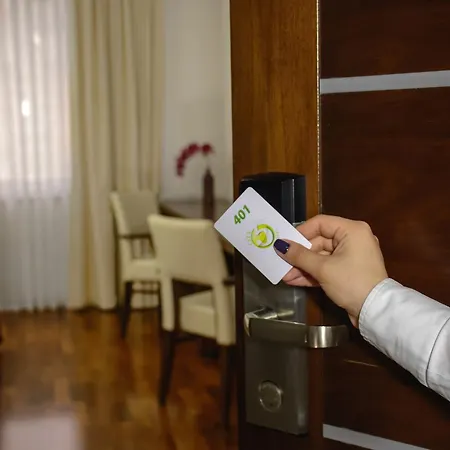 Hotel City5 & By Lsa - Free Parking Skopje