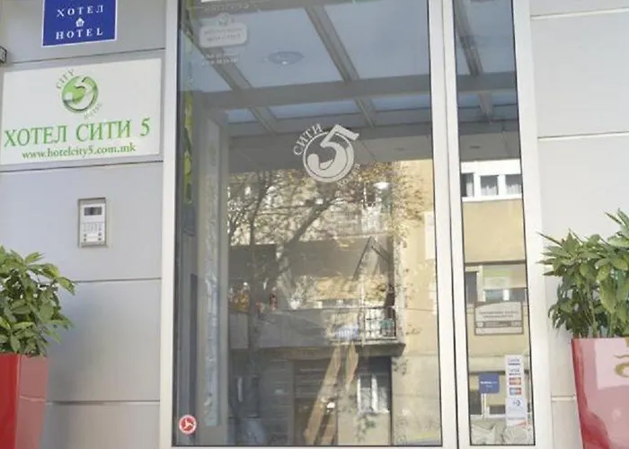 Hotel City5 & By Lsa 3*