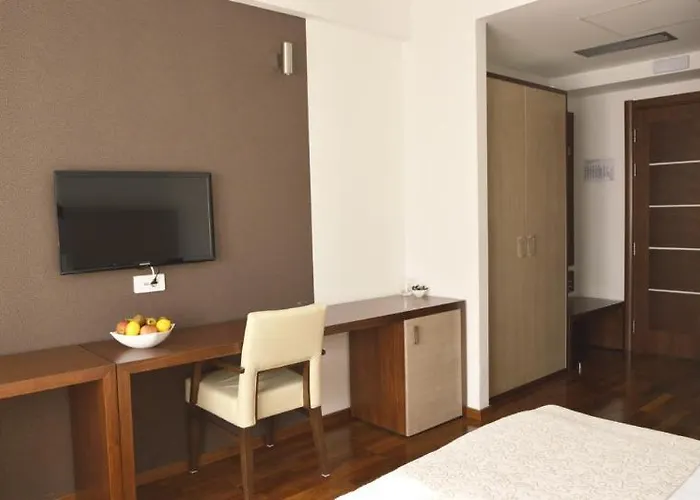 Hotel City5 & By Lsa 3*