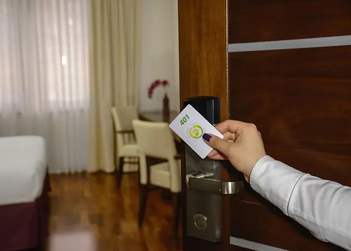 Hotel City5 & By Lsa Skopje